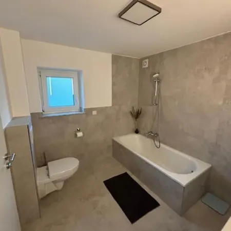 Haus In Dom wakacyjny Düsseldorf